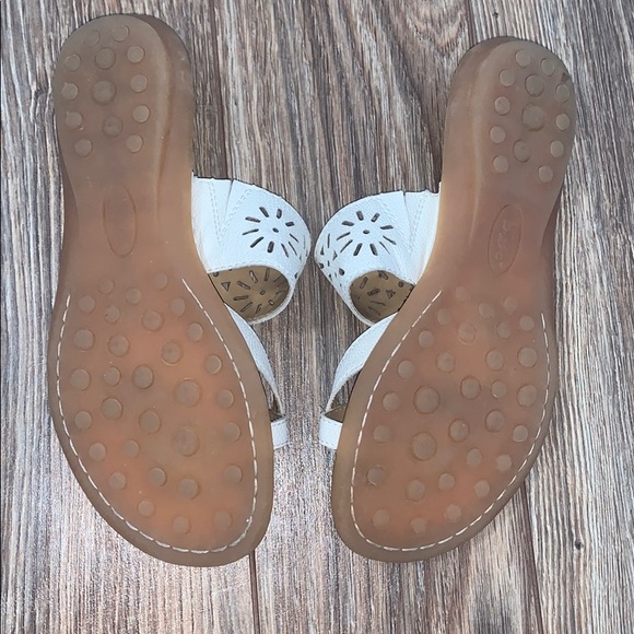 b. o. c. Born Concept sandals - Picture 6 of 9